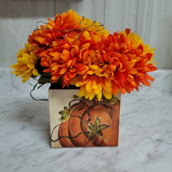 Fake Fall Flowers Decoration with String Lights in Box - Picture 1 of 6